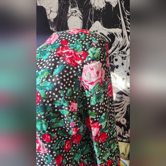 COPY - Oversized light floral button-up jacket - Picture 4 of 4